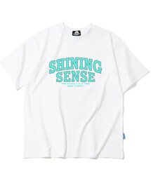 SHINING SENSE VARSITY LOGO Tシャツ - ホワイト