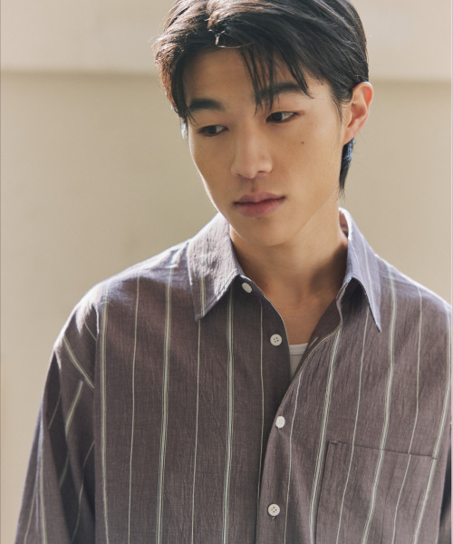 NONBLANK(ノンブランク)の「クラフトウォッシングストライプシャツ_ワイン(シャツ/ブラウス・メンズ・バーガンディー・MEDIUM/LARGE/X-LARGE)」の10枚目の写真