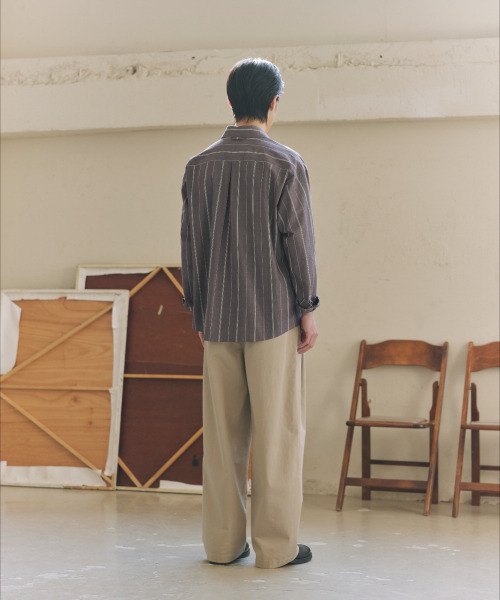 NONBLANK(ノンブランク)の「クラフトウォッシングストライプシャツ_ワイン(シャツ/ブラウス・メンズ・バーガンディー・MEDIUM/LARGE/X-LARGE)」の13枚目の写真