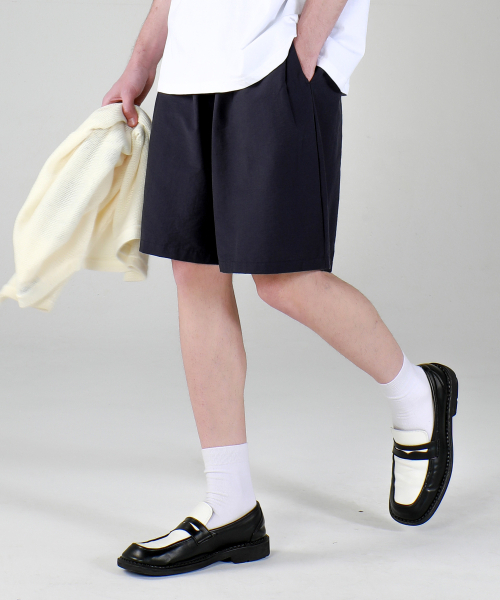 ESN(イーエスエヌ)の「ナイロンワンタックワイドショーツネイビー(その他パンツ・メンズ・その他・LARGE/MEDIUM)」の1枚目の写真