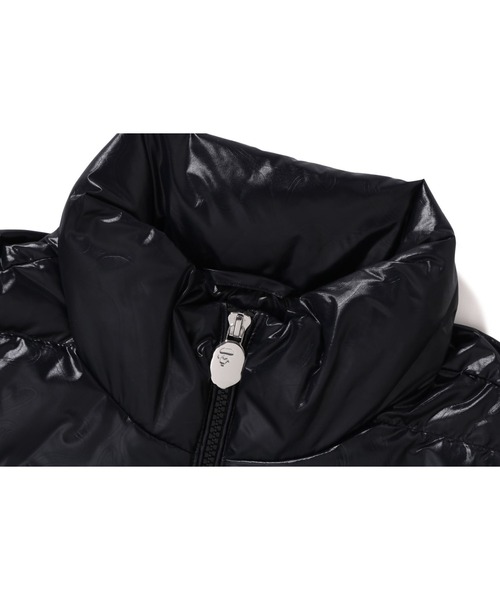 A BATHING APE（アベイシングエイプ）の「LINE CAMO DEBOSSED REGULAR FIT DOWN JACKET（ダウンジャケット/コート・メンズ・ブラック/グリーン・X-LARGE/SMALL/MEDIUM/LARGE/XX-LARGE）」の9枚目の写真