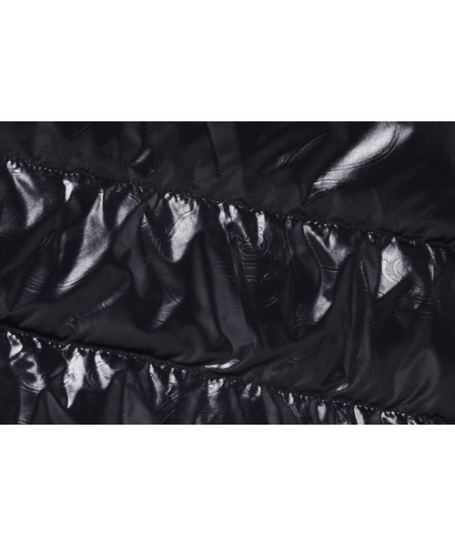 A BATHING APE（アベイシングエイプ）の「LINE CAMO DEBOSSED REGULAR FIT DOWN JACKET（ダウンジャケット/コート・メンズ・ブラック/グリーン・X-LARGE/SMALL/MEDIUM/LARGE/XX-LARGE）」の13枚目の写真