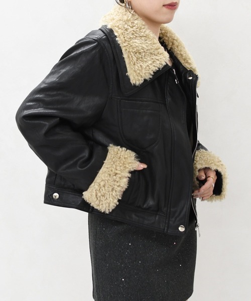 MISCH MASCH（ミッシュマッシュ）の「一部店舗限定 ボア付きフェイクレザーブルゾン（ブルゾン・レディース・ブラック/ブラウン・ﾌﾘ-）」の7枚目の写真