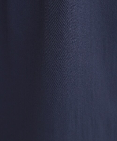 SHOO・LA・RUE（シューラルー）の「【S-LL/撥水】通勤や学校行事にも ロングトレンチコート（トレンチコート・レディース・ベージュ/ネイビー・01/02/03/04）」の10枚目の写真