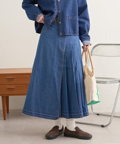 GEVACO（ゲバコ）の「【GEVACO】デニムプリーツスカート（スカート・レディース・ブルー・ONE SIZE）」の5枚目の写真