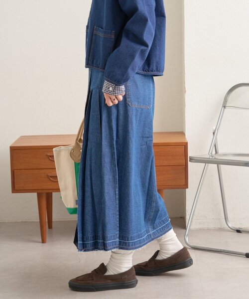 GEVACO（ゲバコ）の「【GEVACO】デニムプリーツスカート（スカート・レディース・ブルー・ONE SIZE）」の6枚目の写真