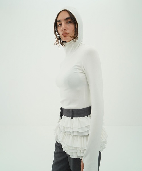 CLANE(クラネ)の「SOFT HOODED HIGH NECK TOPS(Tシャツ/カットソー・レディース・グレー/ホワイト・F)」の3枚目の写真