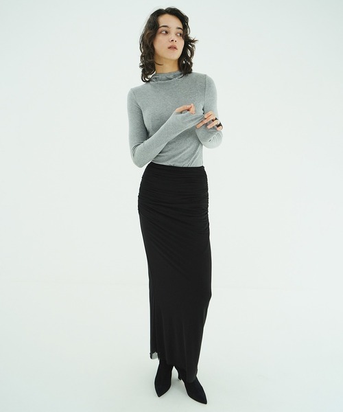 CLANE(クラネ)の「SOFT HOODED HIGH NECK TOPS(Tシャツ/カットソー・レディース・グレー/ホワイト・F)」の13枚目の写真