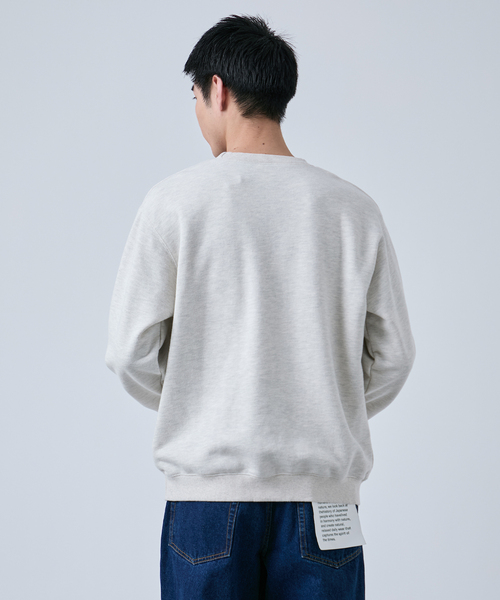 B.C STOCK(ベーセーストック)の「ドッグ コード刺繍 クルーネックスウェット(スウェット・メンズ・ブラック/チャコールグレー/ホワイト・LARGE/MEDIUM)」の15枚目の写真