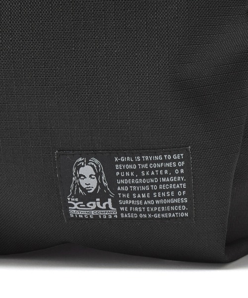 X-girl（エックスガール）の「FACE LABEL MESSENGER BAG（ショルダーバッグ・レディース・グレー/ブラック・ONE SIZE）」の9枚目の写真