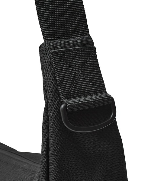 X-girl（エックスガール）の「FACE LABEL MESSENGER BAG（ショルダーバッグ・レディース・グレー/ブラック・ONE SIZE）」の15枚目の写真