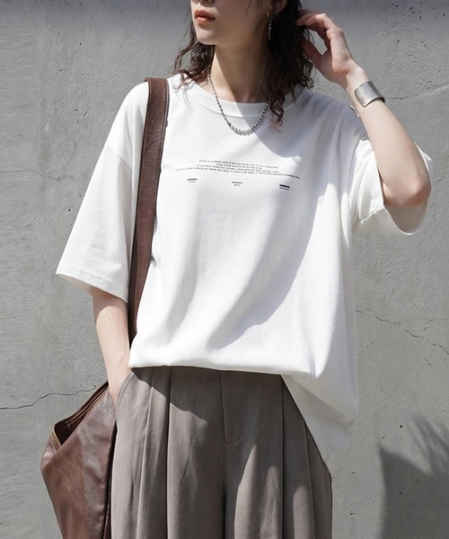 antiqua(アンティカ)の「クルーネック ロゴTシャツ(Tシャツ/カットソー・レディース・ブラック/ホワイト・ONESIZE)」の3枚目の写真
