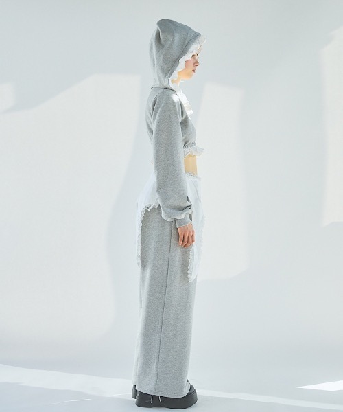 lilLilly（リルリリー）の「フリルスウェットパーカー（パーカー・レディース・ホワイト/ブラック/グレー・FREE）」の5枚目の写真