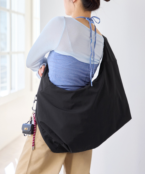 U by SPICK&SPAN(ユーバイスピックアンドスパン)の「U by SPICK&SPAN ショルダーBAG(ショルダーバッグ・レディース・ブラック/ベージュ・FREE)」の5枚目の写真