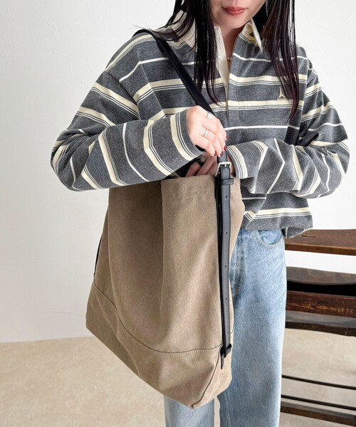 fredy emue(フレディエミュ)の「キャンバスビッグショルダーバッグ(ショルダーバッグ・レディース・ベージュ/ブラック・FREE)」の3枚目の写真