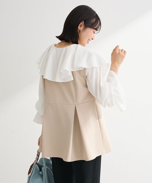 Green　Parks（グリーンパークス）の「楽ちんリップルペプラムベスト（ベスト・レディース・ライトベージュ/ブラック・FREE）」の7枚目の写真