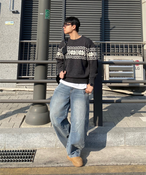 POLYGRAM（ポリグラム）の「ノルディック雪の花オーバーサイズラウンドニット - チャコール（ニット/セーター・レディース・チャコール・LARGE/MEDIUM）」の8枚目の写真