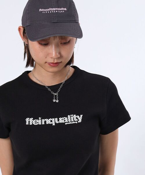 FFEIN（フェイン）の「【FFEIN（フェイン）】テレコリブレディースTシャツ / 半袖 レディース クルーネック プリント ピチT ちびT 短丈（Tシャツ/カットソー・レディース・ホワイト/ネイビー/ブラック・FREE）」の3枚目の写真