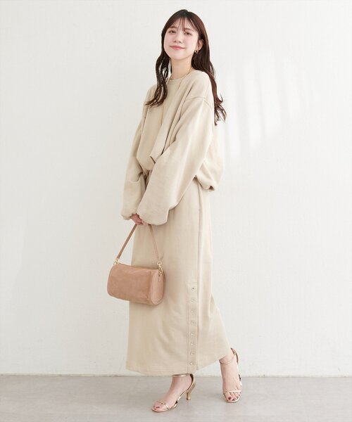 natural couture(ナチュラルクチュール)の「スリット釦ナロースカート(スカート・レディース・ベージュ/チャコールグレー/グレー・FREE)」の19枚目の写真