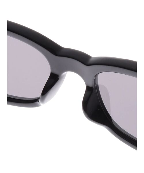 Ungrid（アングリッド）の「スクエアフレームカラーレンズサングラス（サングラス・レディース・ブラック/グレー・FREE）」の13枚目の写真