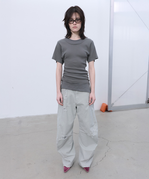LCDC TM（エルシーディーシーティーエム）の「DISTRESSED CURVED PANTS (LIGHT GREY)（その他パンツ・レディース・その他・SMALL/MEDIUM）」の13枚目の写真