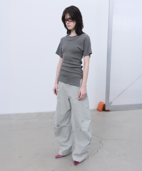 LCDC TM（エルシーディーシーティーエム）の「DISTRESSED CURVED PANTS (LIGHT GREY)（その他パンツ・レディース・その他・SMALL/MEDIUM）」の12枚目の写真