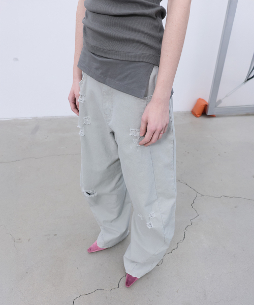 LCDC TM（エルシーディーシーティーエム）の「DISTRESSED CURVED PANTS (LIGHT GREY)（その他パンツ・レディース・その他・SMALL/MEDIUM）」の9枚目の写真