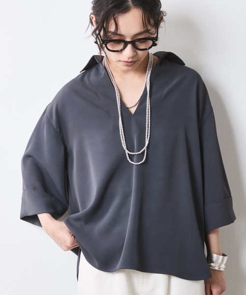 CHIC STYLE(シックスタイル)の「スキッパーブラウス<大きいサイズ有>シックスタイル(シャツ/ブラウス・レディース・ネイビー/ブラック/モカ/アイボリー・LL/3L/4L/5L/M/L)」の5枚目の写真