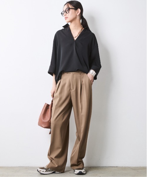 CHIC STYLE(シックスタイル)の「スキッパーブラウス<大きいサイズ有>シックスタイル(シャツ/ブラウス・レディース・アイボリー系/ブラック/モカ/ネイビー系・LL/3L/4L/5L/M/L)」の13枚目の写真