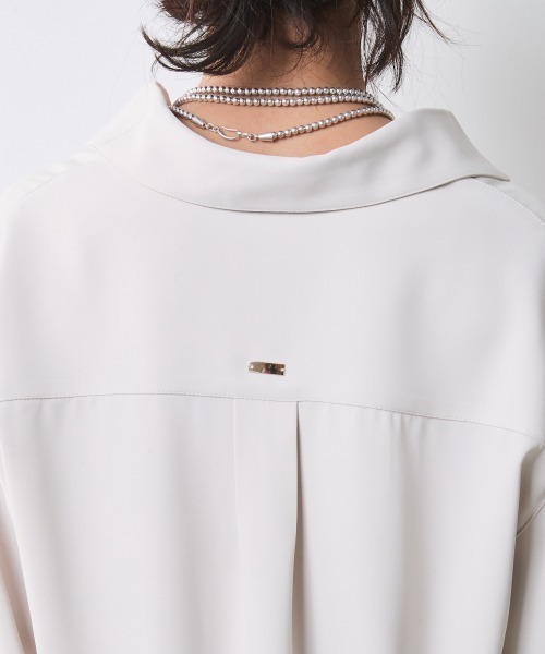 CHIC STYLE(シックスタイル)の「スキッパーブラウス<大きいサイズ有>シックスタイル(シャツ/ブラウス・レディース・アイボリー系/ブラック/モカ/ネイビー系・LL/3L/4L/5L/M/L)」の19枚目の写真