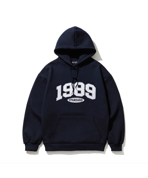 1989STANDARD（1989スタンダード）の「1989刺繍フードパーカー (STHSTD-0025)（パーカー・レディース・ダークグレー/ネイビー/ライトグレー/ブラック・X-LARGE/LARGE/MEDIUM）」の4枚目の写真
