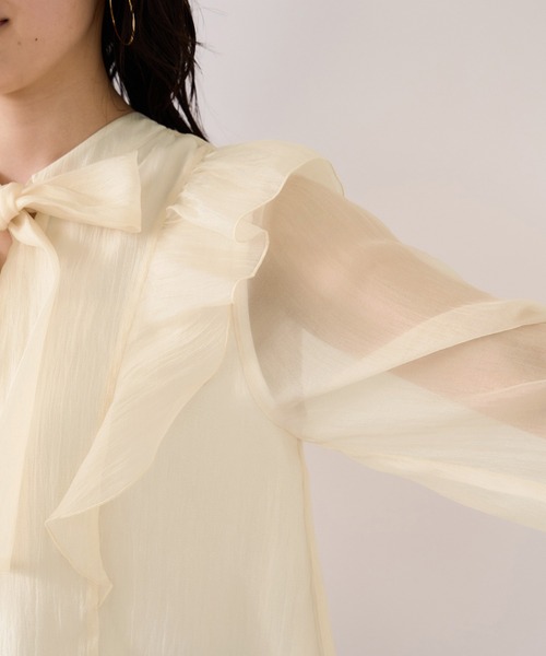 VIS(ビス)の「シャイニーボウタイ長袖ブラウス/イージーケア・2WAY(シャツ/ブラウス・レディース・キナリ/ピンク/ブラック・FREE)」の7枚目の写真