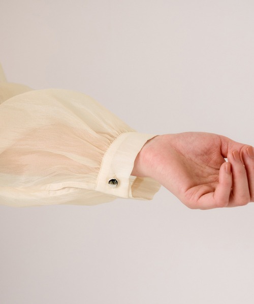 VIS(ビス)の「シャイニーボウタイ長袖ブラウス/イージーケア・2WAY(シャツ/ブラウス・レディース・キナリ/ピンク/ブラック・FREE)」の9枚目の写真