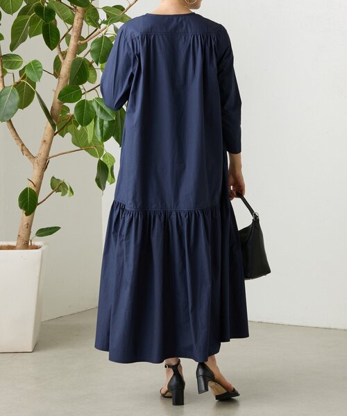 BEARDSLEY(ビアズリー)の「ダスティーローギャザーワンピース(ワンピース・レディース・ネイビー・FREE)」の5枚目の写真