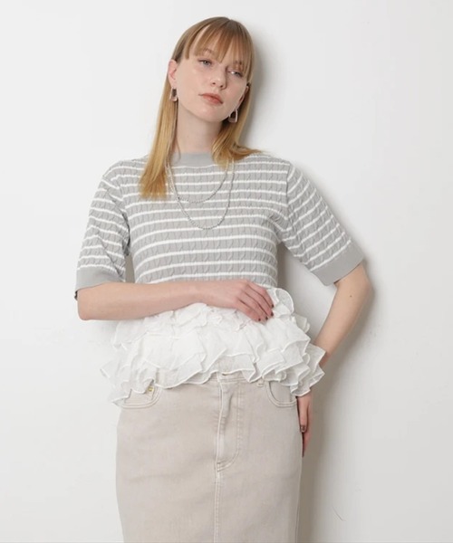 CADUNE（カデュネ）の「裾ティアードプルオーバー（ニット/セーター・レディース・ネイビー/ライトグレー/ホワイト・38）」の18枚目の写真