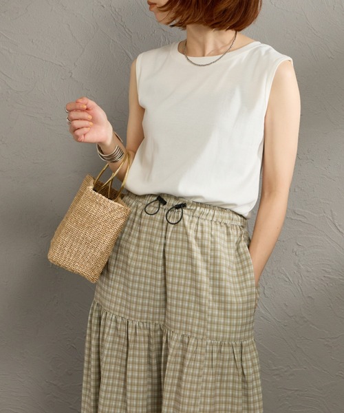 HANES（ヘインズ）の「[HANES/ヘインズ] ノースリーブTシャツ（タンクトップ・レディース・オフホワイト/ブラック・F）」の5枚目の写真