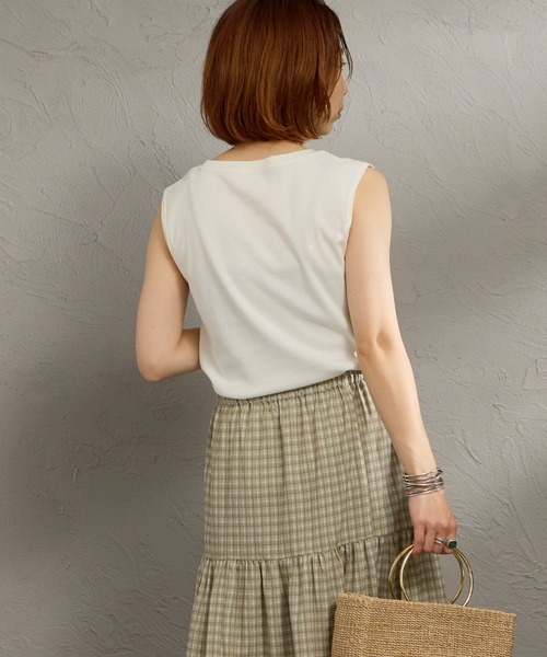 HANES（ヘインズ）の「[HANES/ヘインズ] ノースリーブTシャツ（タンクトップ・レディース・オフホワイト/ブラック・F）」の6枚目の写真