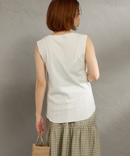 HANES（ヘインズ）の「[HANES/ヘインズ] ノースリーブTシャツ（タンクトップ・レディース・オフホワイト/ブラック・F）」の11枚目の写真