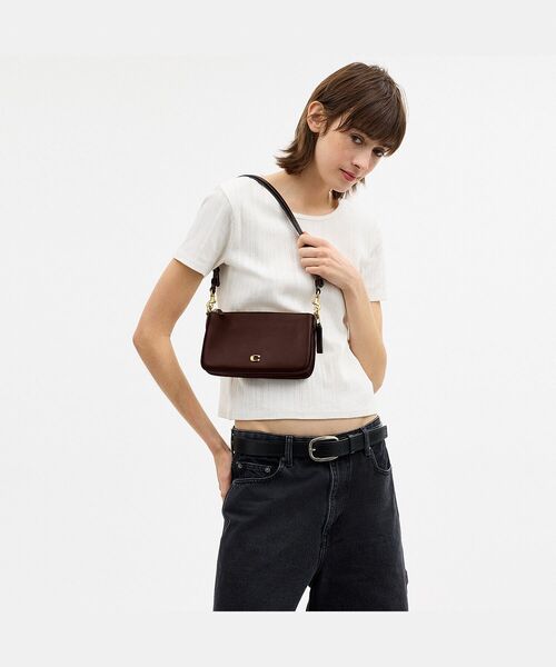 オードリー クロスボディ バッグ（ショルダーバッグ）｜COACH（コーチ