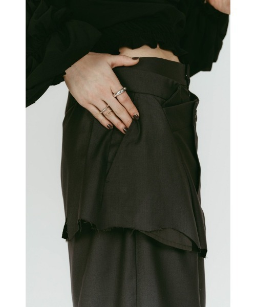 Knuth Marf(クヌースマーフ)の「cut layered mid length skirt(スカート・レディース・ブラック系その他/ブラウン/グレー・X-SMALL/SMALL)」の14枚目の写真