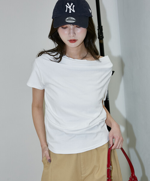 PUBLUX(パブリュクス)の「PUBLUX/パブリュクス 2WAY ドレープ Tシャツ 限定展開(Tシャツ/カットソー・レディース・ホワイト/ブラック/レッド/ライトグレー・フリ-)」の11枚目の写真