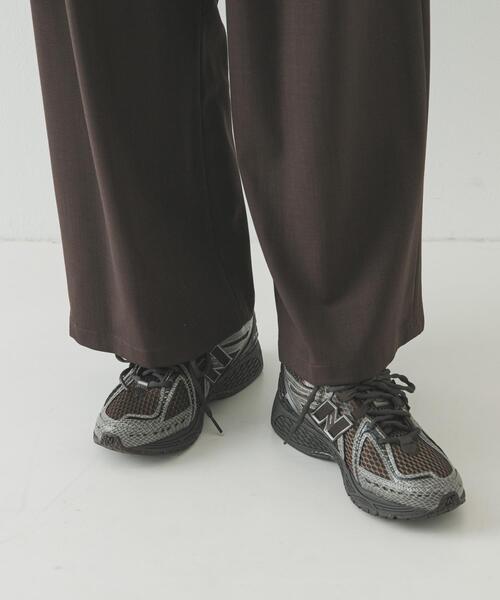 NEW BALANCE(ニューバランス)の「NEW BALANCE 1906R(スニーカー・レディース・ブラウン・24.5/24/25/23.5/23)」の2枚目の写真