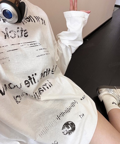 Dalfwin（ダールフィン）の「韓国ファッション Ricecakeダメージプリント薄手長袖Tシャツ（Tシャツ/カットソー・レディース・ホワイト/ブラック・FREE）」の9枚目の写真