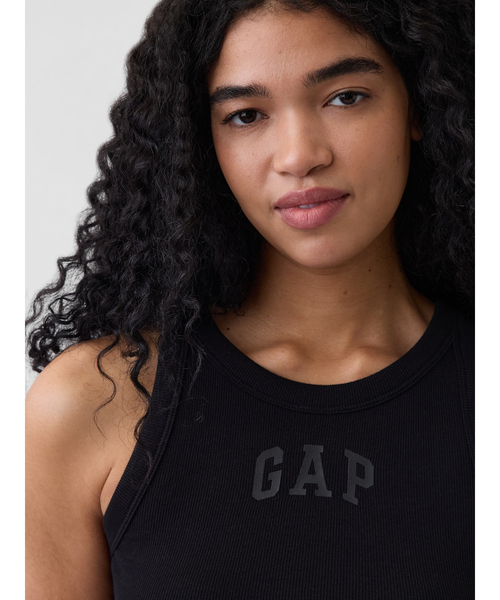 GAP（ギャップ）の「リブ GAPロゴ クロップド タンクトップ（タンクトップ・レディース・ブラック/ホワイト・S/XS/XXS/XL/L/M）」の7枚目の写真