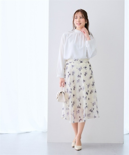 7days Life Styling（セブンデイズライフスタイリング）の「水彩フラワー柄フレアスカート（スカート・レディース・ブラック系/ホワイト系・3L/LL/L/M/4L）」の3枚目の写真