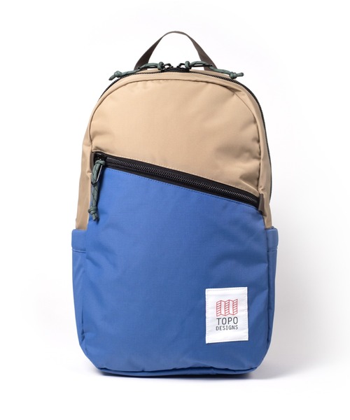 TOPO DESIGNS(トポデザインズ)の「日常にちょうどいいサイズ感【TOPO DESIGNS】LIGHT PACK(バックパック/リュック・レディース・ブルー/ブラック/オレンジ・ONE SIZE)」の2枚目の写真