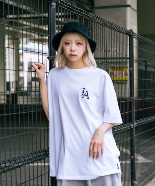 SAVIER（サビアー）の「【SAVIER/サビアー】×【ZERO STAIN/ゼロステイン】コラボ  LA ロゴ刺繍 半袖 Tシャツ/ LA Logo（Tシャツ/カットソー・メンズ・オフホワイト/ブラック/ホワイト・MEDIUM/LARGE）」の20枚目の写真