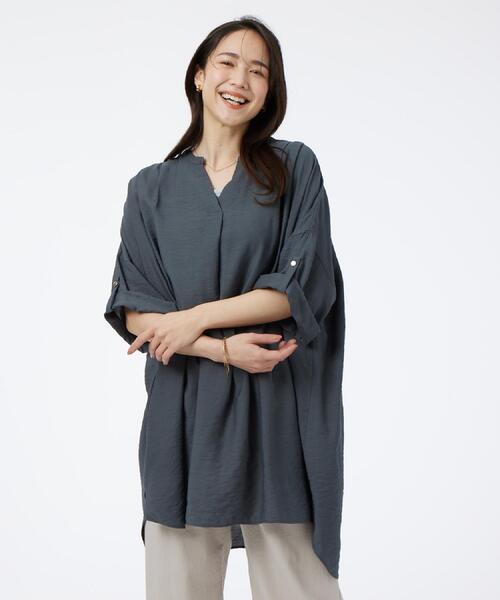 SHOO・LA・RUE（シューラルー）の「【ひんやり/S-LL/洗濯機可】体型カバー叶える 大人のゆるドルマンチュニック（チュニック・レディース・ネイビー/ナチュラル/チャコールグレー/グリーン・04/03/02/01）」の7枚目の写真