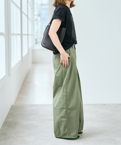 Spick & Span(スピックアンドスパン)の「SOMETHING / サムシング for SS 別注 HYPER CURVE LITE(チノパンツ・レディース・カーキ/アイボリー・MEDIUM/SMALL)」の19枚目の写真