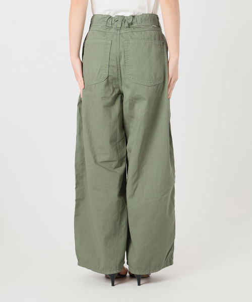 Spick & Span(スピックアンドスパン)の「SOMETHING / サムシング for SS 別注 HYPER CURVE LITE(チノパンツ・レディース・カーキ/アイボリー・MEDIUM/SMALL)」の20枚目の写真